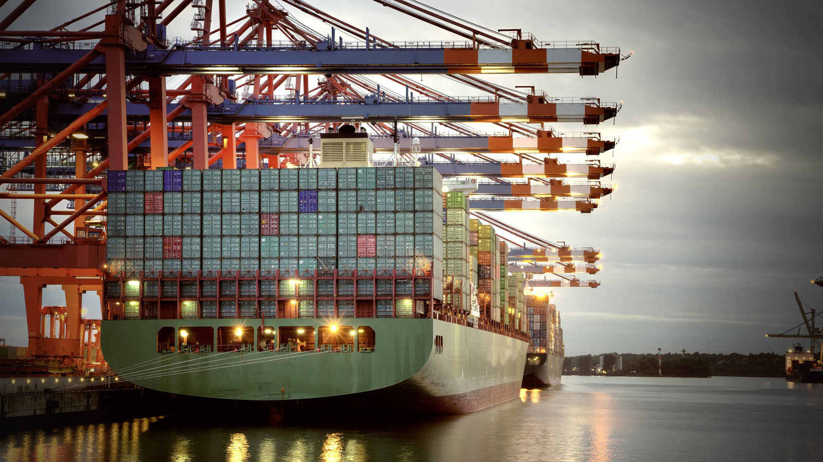 Tráfico marítimo ASIA-ECSA - Desequilibrio global del comercio y de contenedores - Impacto en los fletes marítimos