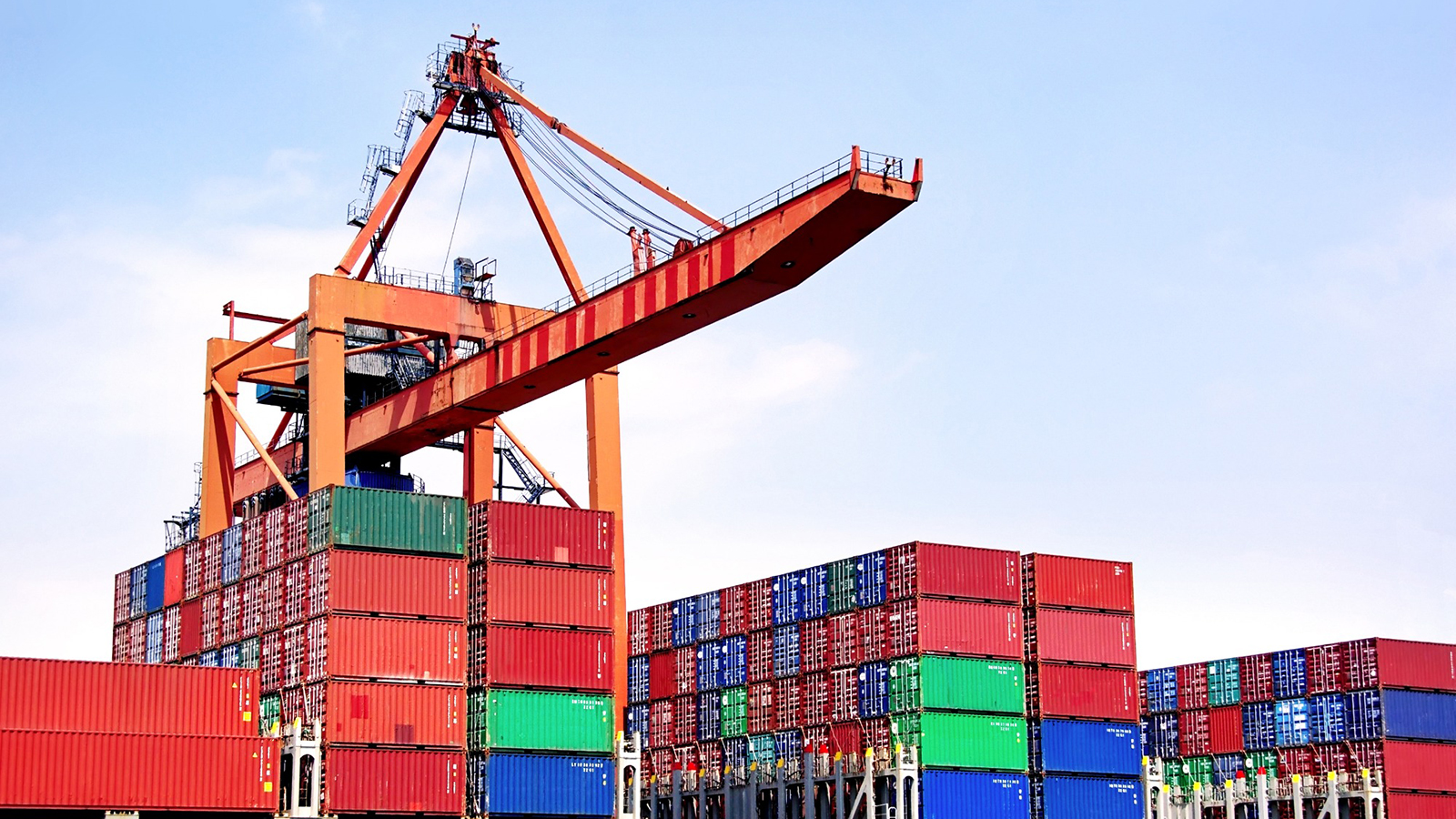 UNCTAD: Comercio mundial alcanza máximo histórico de US$5,6 billones en tercer trimestre de 2021